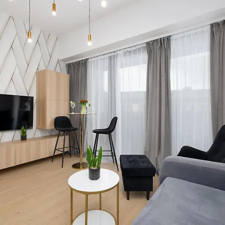 Modern Apartments With Swimming Pool In Hanza Tower By Noclegi Renters Szczecin Exterior photo