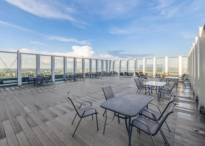 Modern Apartments With Swimming Pool In Hanza Tower By Noclegi Renters