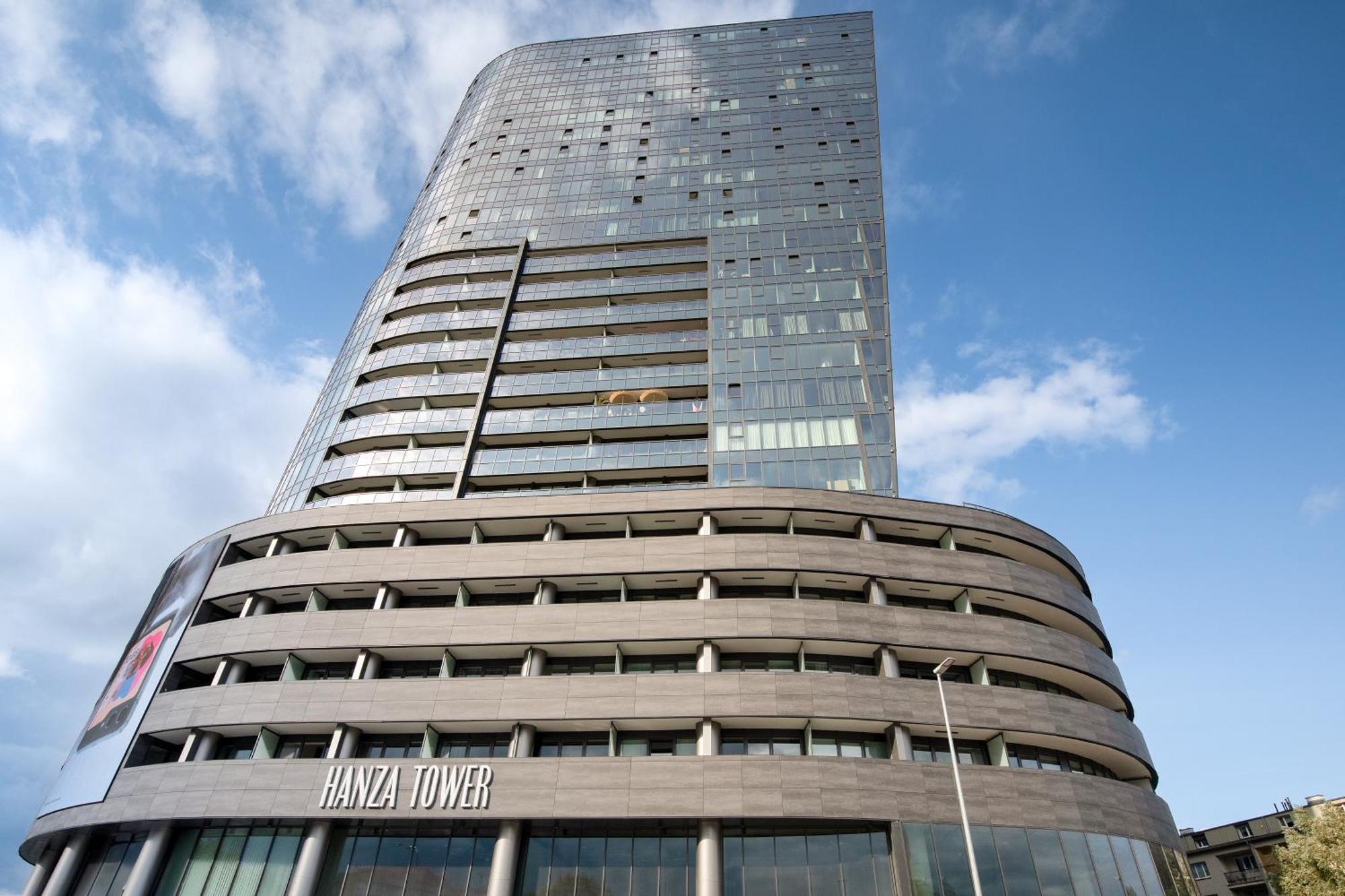 Modern With Swimming Pool In Hanza Tower By Renters Szczecin