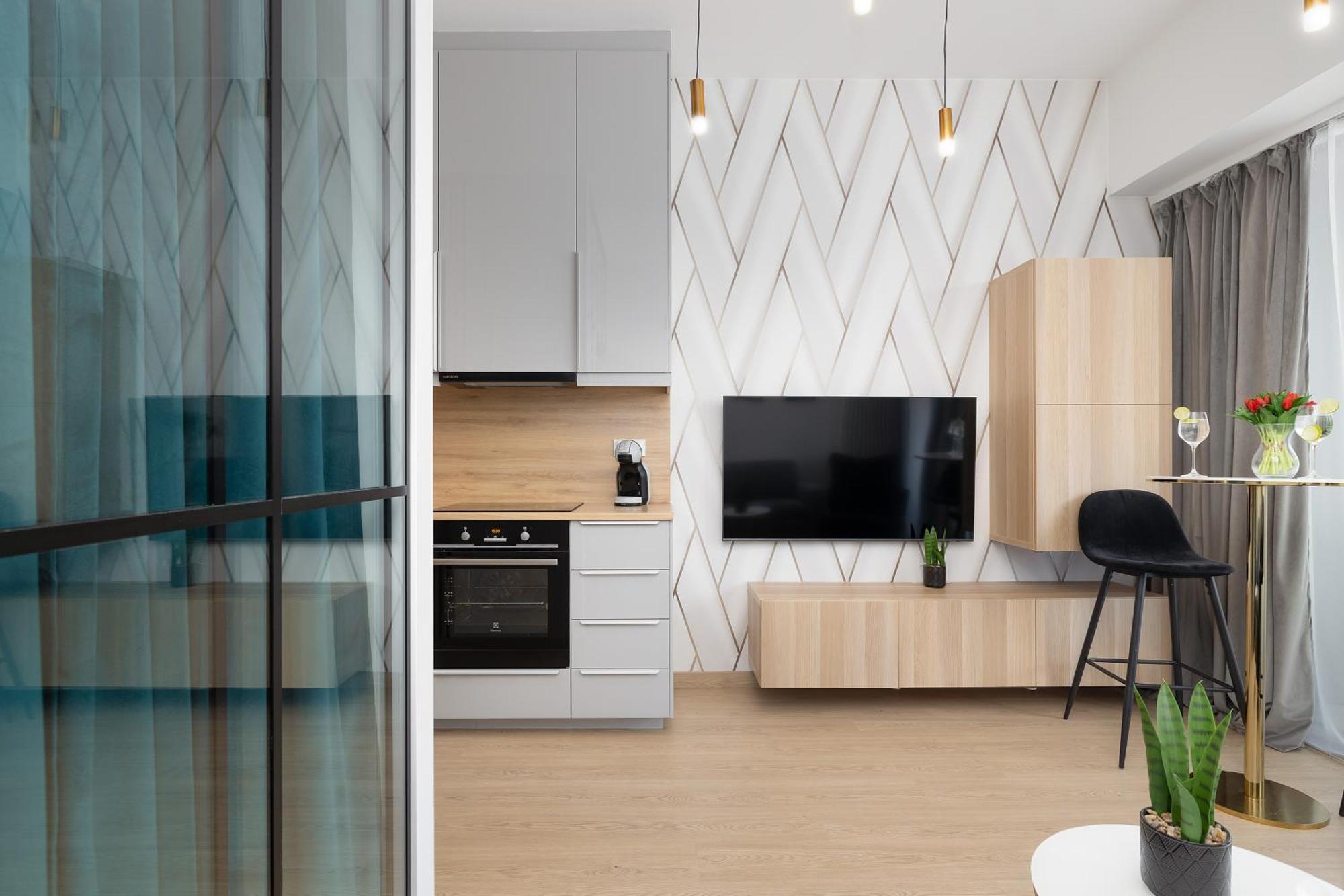 Modern With Swimming Pool In Hanza Tower By Renters Apartment Szczecin